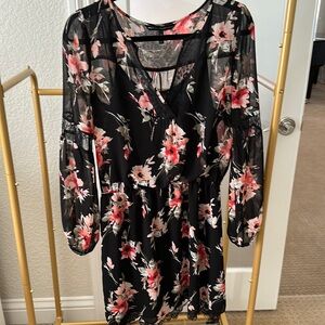 White house Black market long sleeve dress